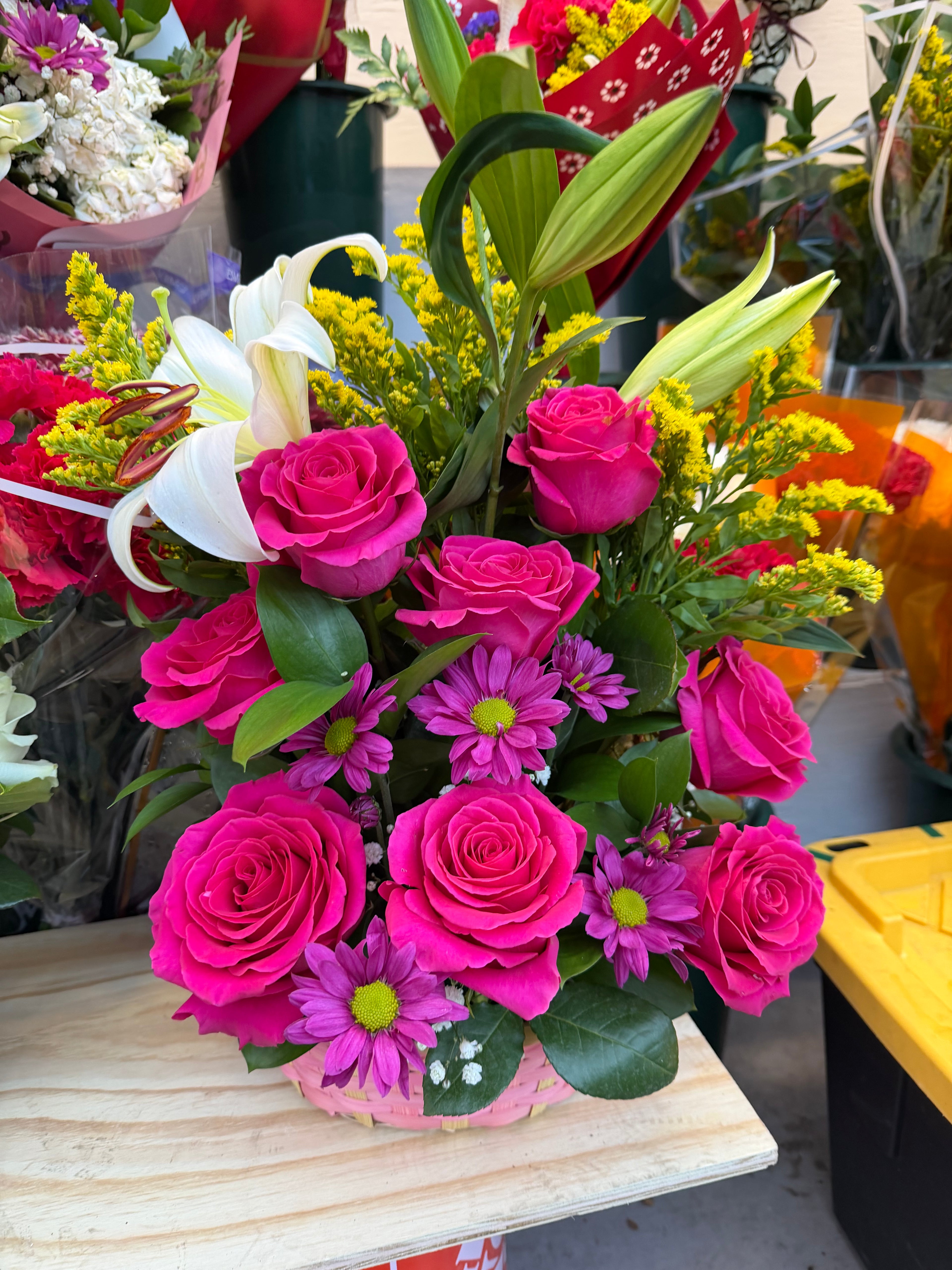 Natural floral arrangements